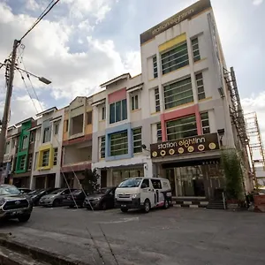 https://jq-station-eight-inn.ipoh-hotel.com
